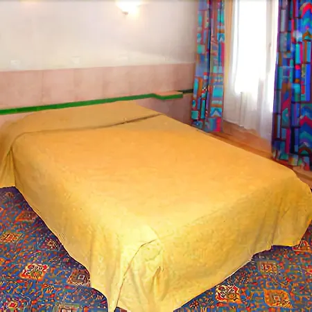 Hotel Jarry Confort *