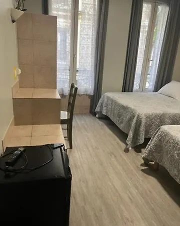 Hotel Jarry Confort Parigi