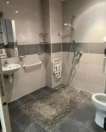 Hotel Jarry Confort