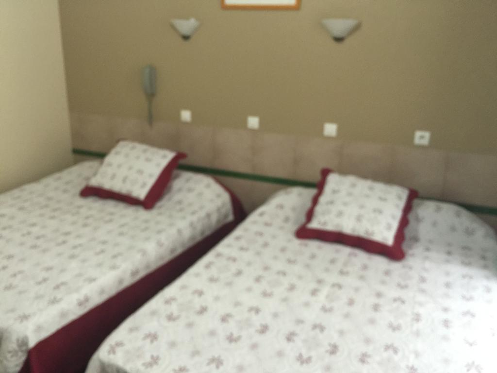 Hotel Jarry Confort Parigi